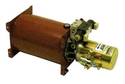 Elektro-hydraulisches Aggregat mit Tank und Elektromotor